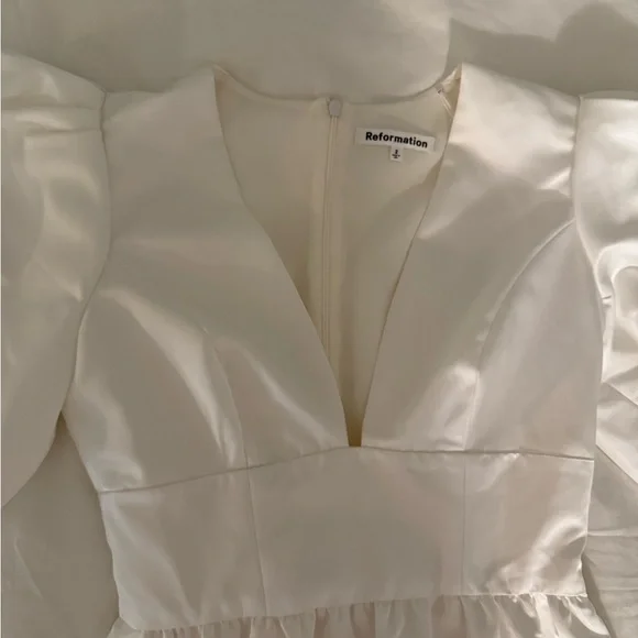 REFORMATION NWT - Elegant White Puff Sleeve Dress - Picture 2 of 4